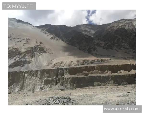 深度探讨周娜在英雄联盟中的成长与挑战之路